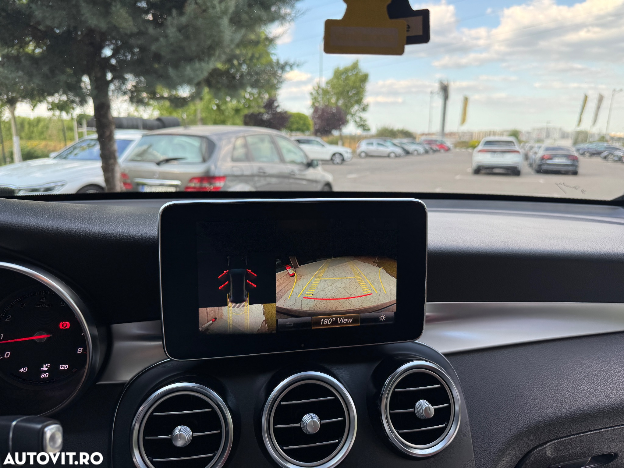 Mercedes-Benz GLC Coupe 300 4MATIC - 11