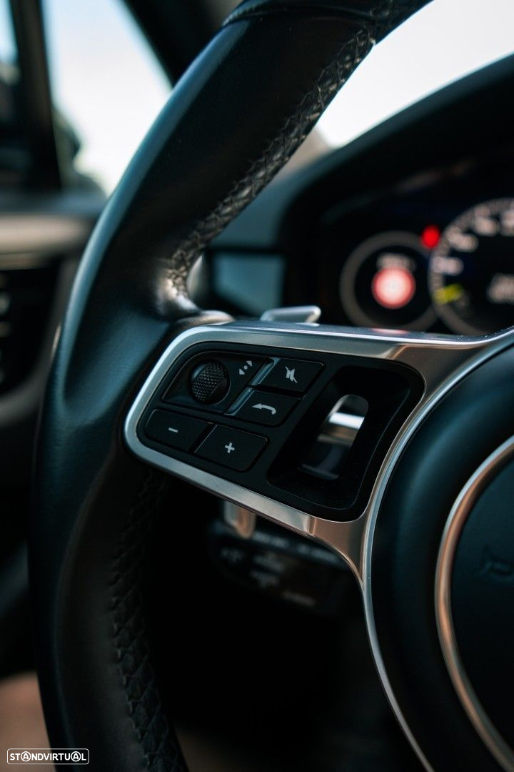Porsche Cayenne E-Hybrid - 17