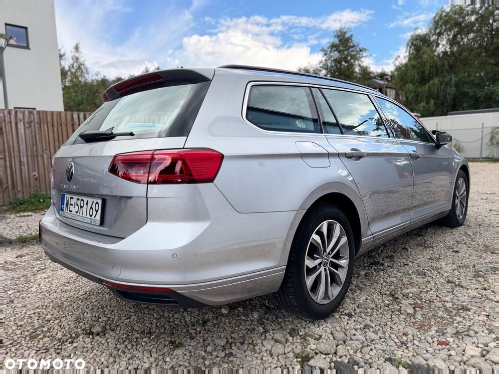 Volkswagen Passat - 8