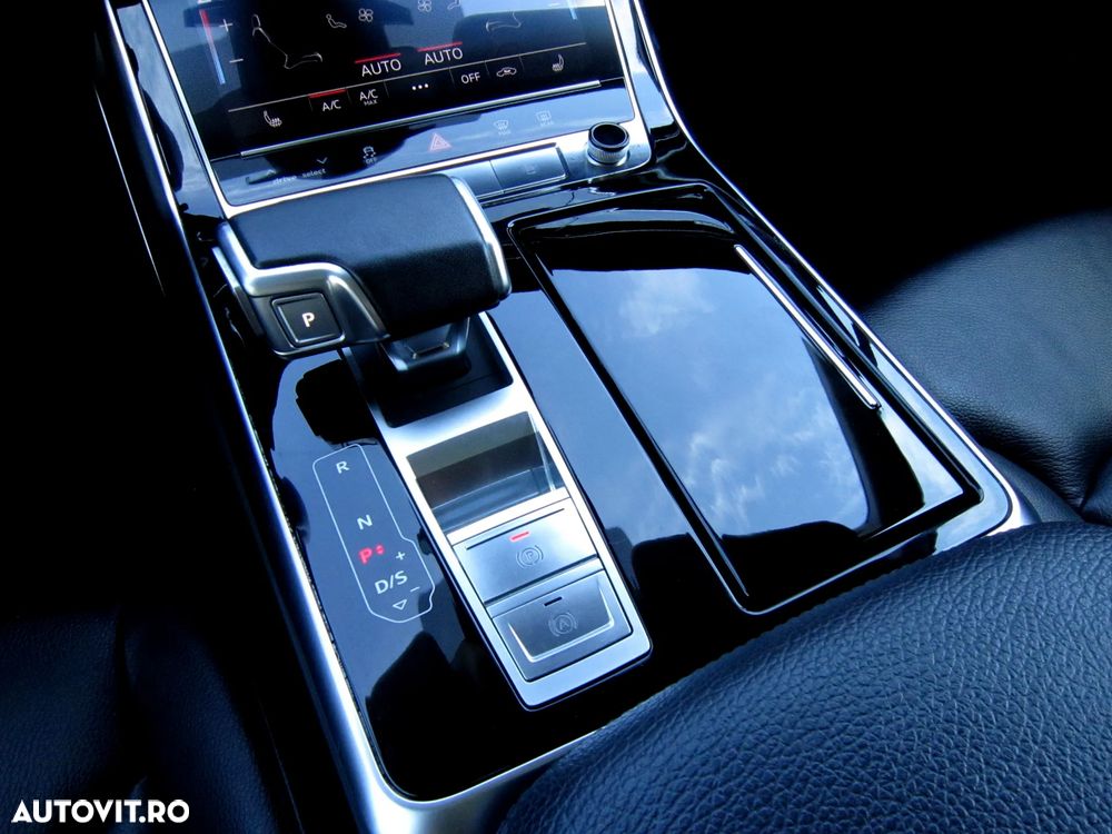 Audi Q7 3.0 45 TDI quattro Tiptronic MHEV Basic - 11