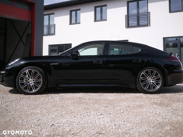 Porsche Panamera S - 7