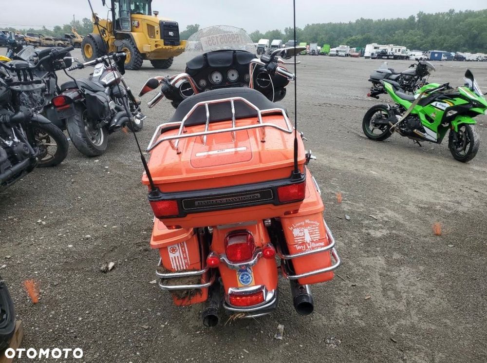 Harley-Davidson FLHTCU Ultra - 16