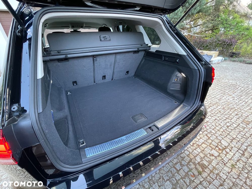 Volkswagen Touareg 3.0 V6 TDI 4Motion Elegance - 9