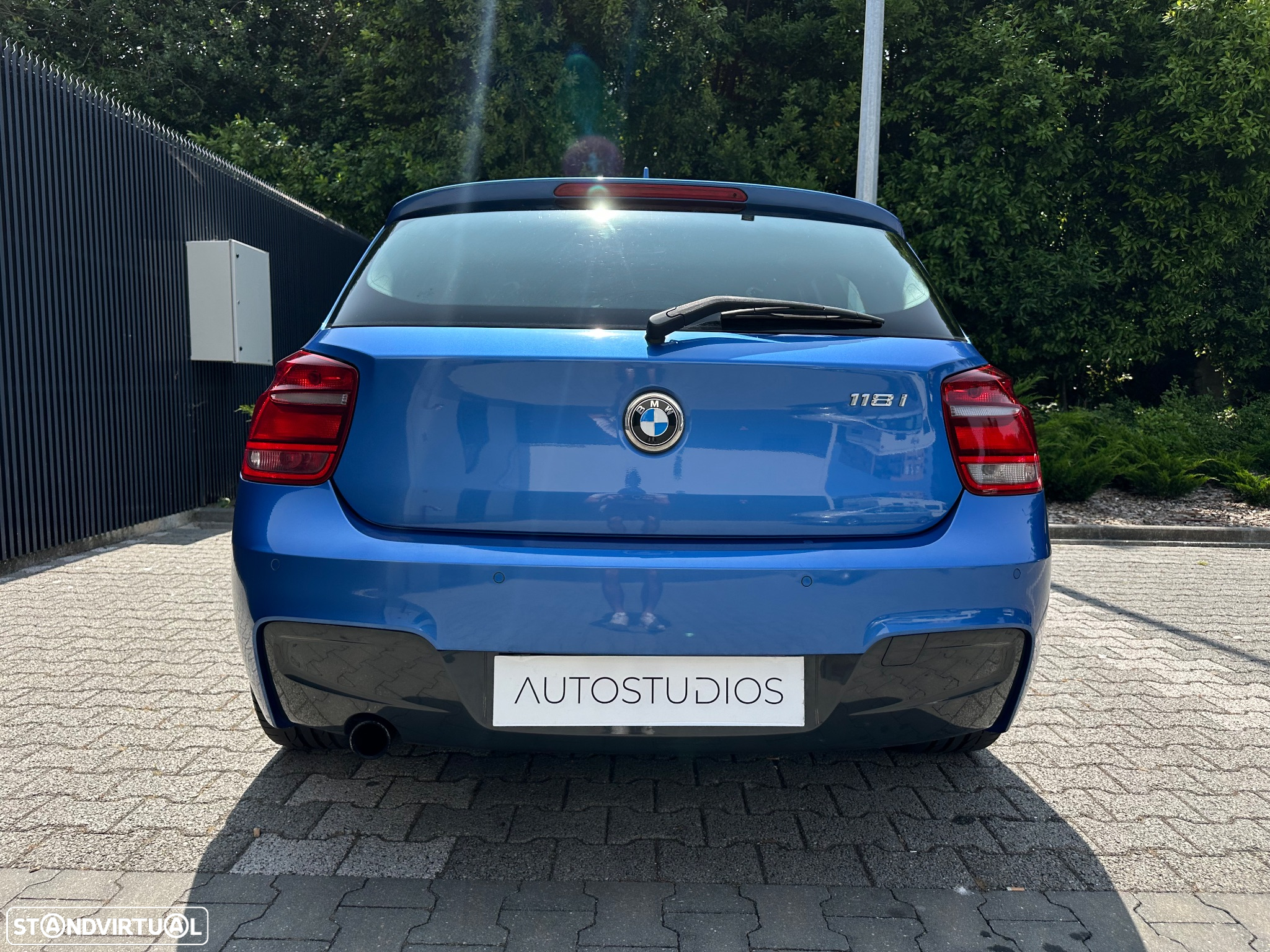 BMW 118 i Pack M - 10