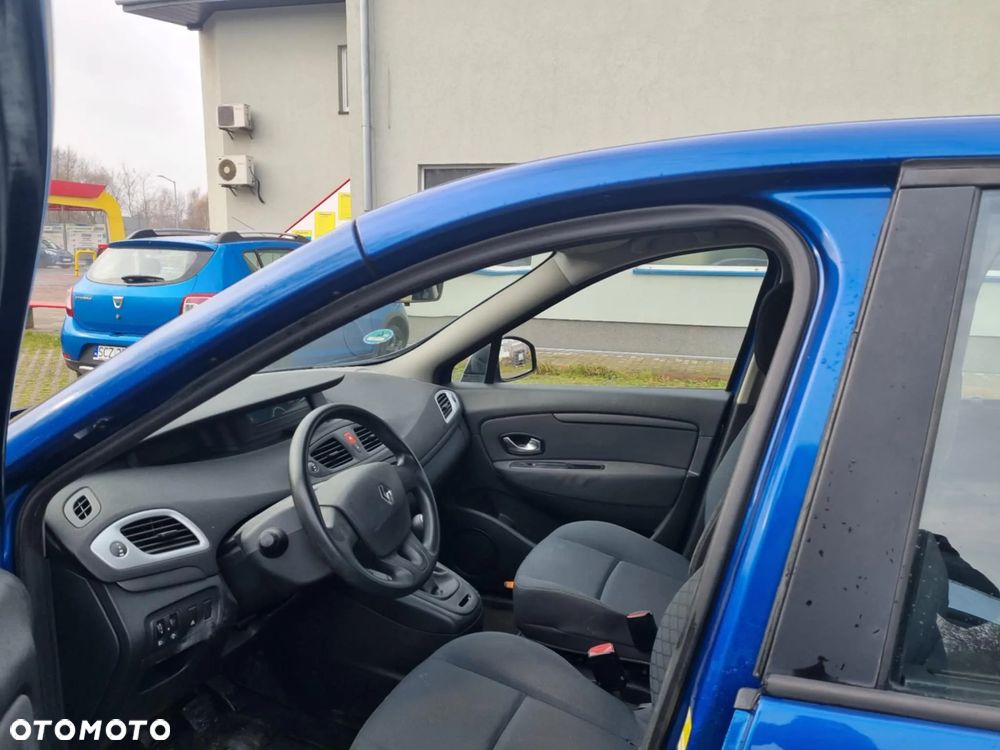 Renault Scenic 1.6 16V 110 Expression - 18