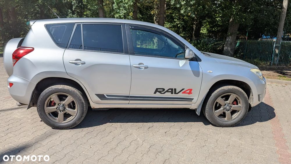Toyota RAV4 - 15