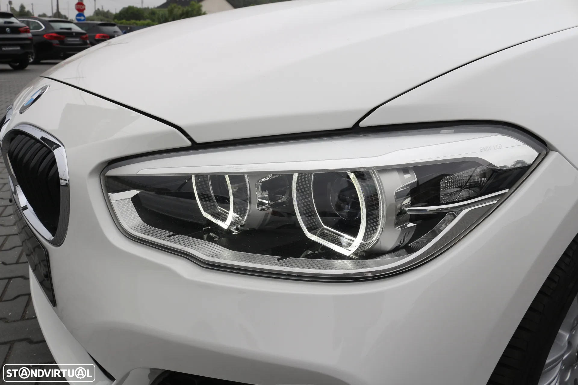 BMW 118 d Pack M - 9