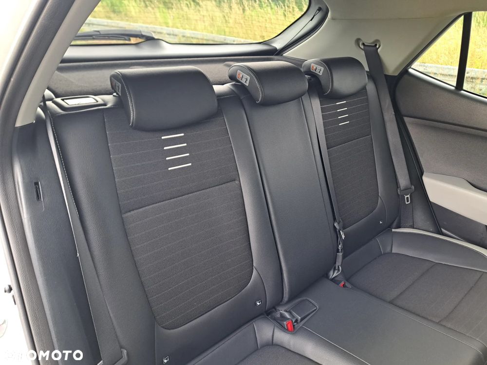 Kia Stonic 1.0 T-GDI MHEV L Business Line - 30