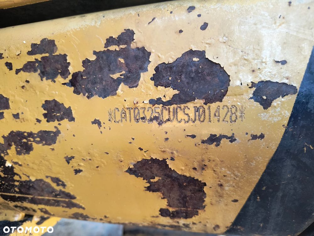 Caterpillar 325 C - 11