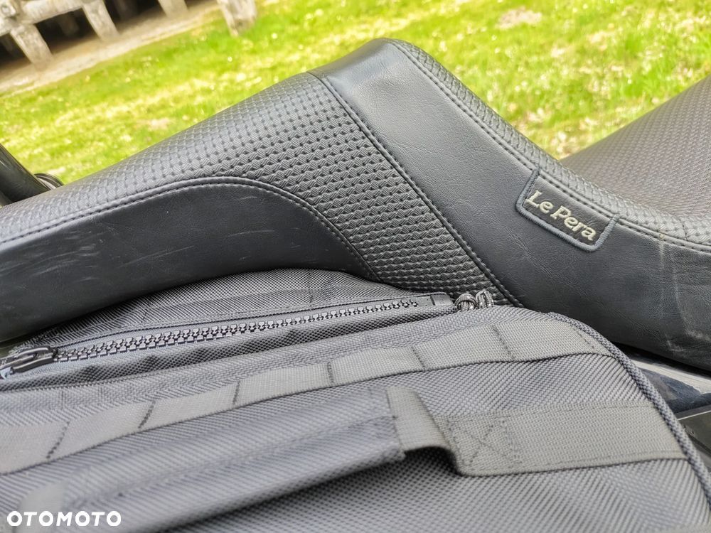 Harley-Davidson Softail Street Bob - 6