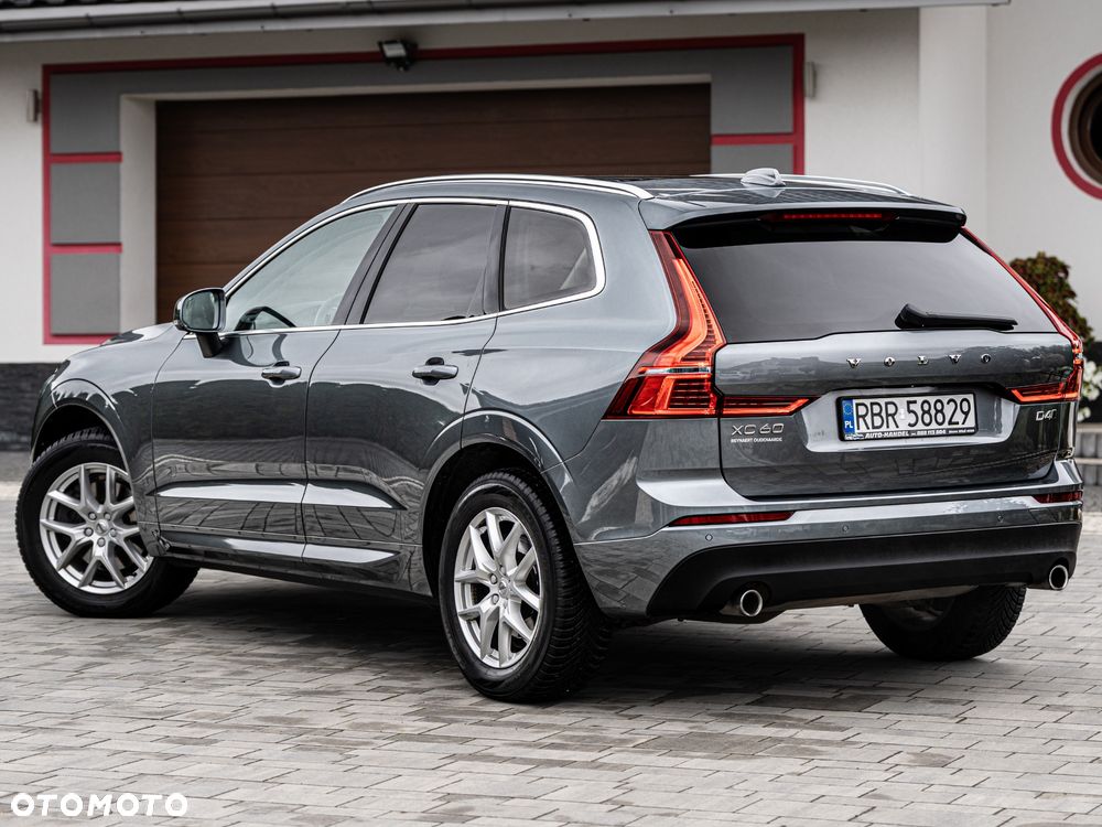 Volvo XC 60 D4 AWD Geartronic RDesign - 23