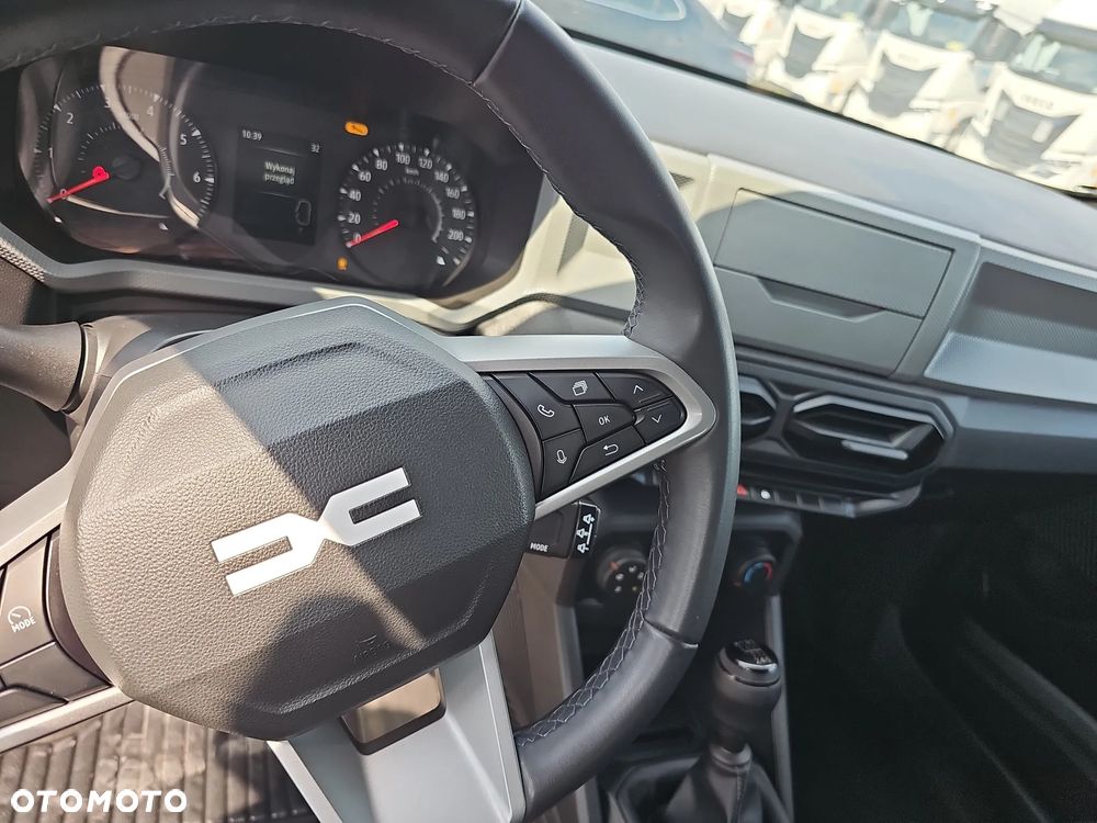 Dacia Duster 1.0 TCe Essential - 18