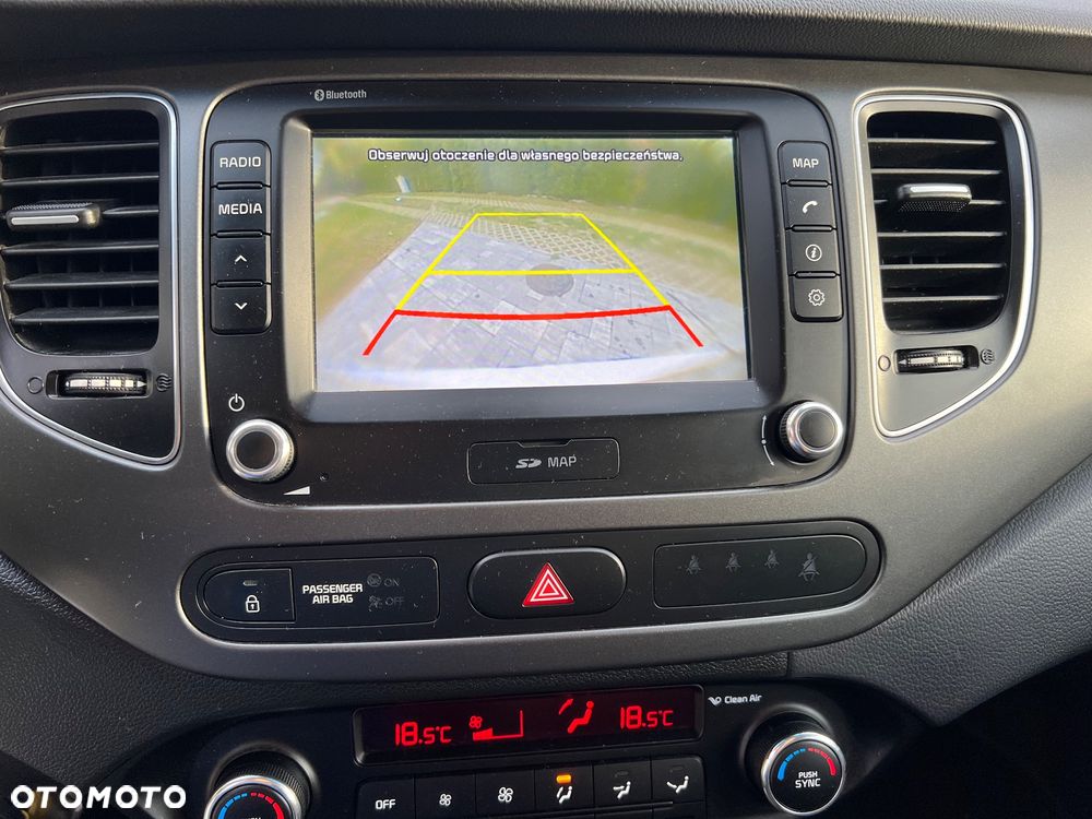 Kia Carens 1.7 CRDi L DCT - 13