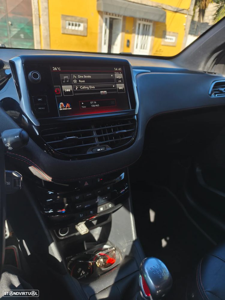 Peugeot 208 THP STOP & START GTi - 19