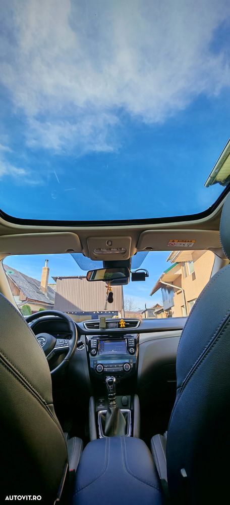 Nissan Qashqai DIG-T Start/Stop Tekna - 9