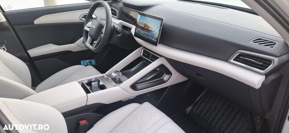 Byd Atto 2 45.1 kWh Active - 15