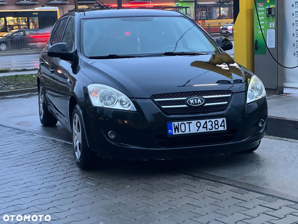 Kia Ceed 1.4 Comfort - 2