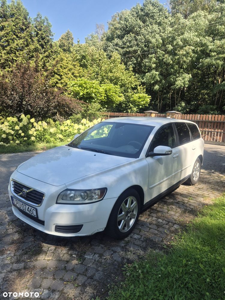 Volvo V50 - 1