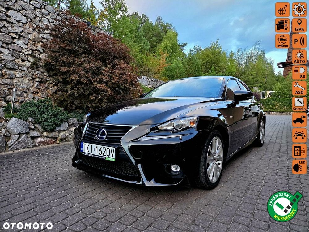 Lexus IS - 1