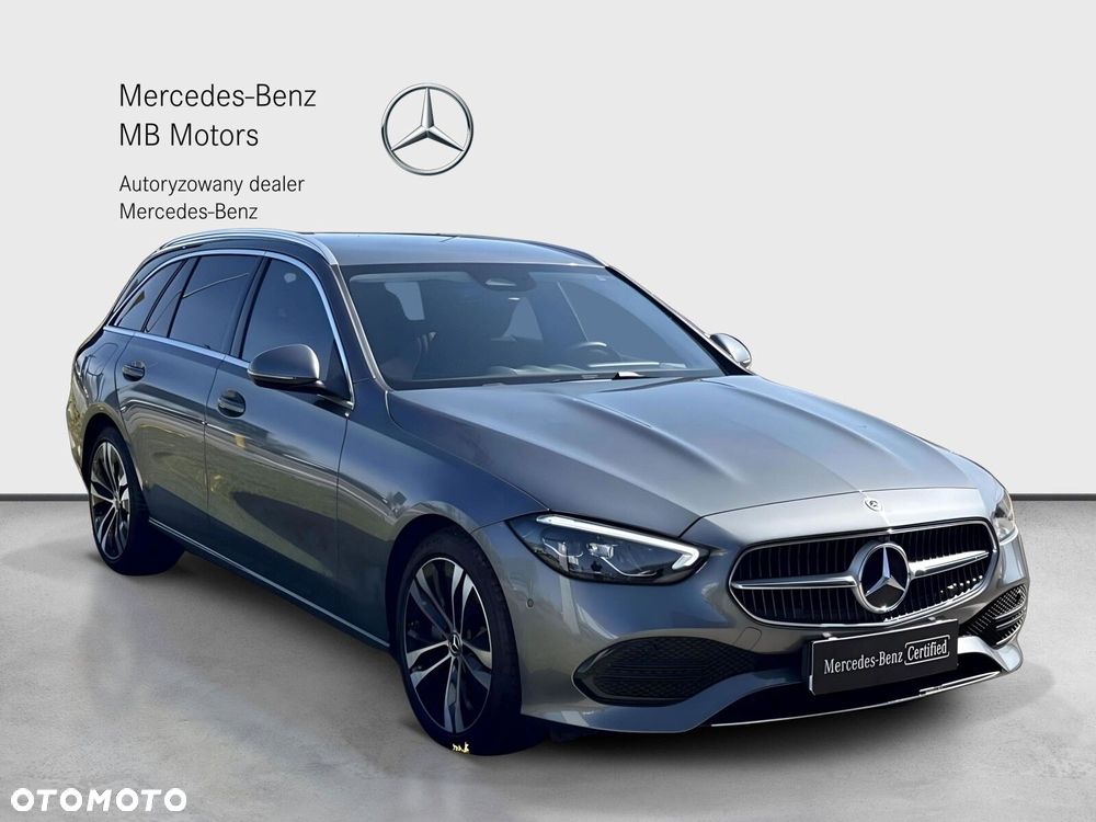 Mercedes-Benz C-Class 2025 photo 2
