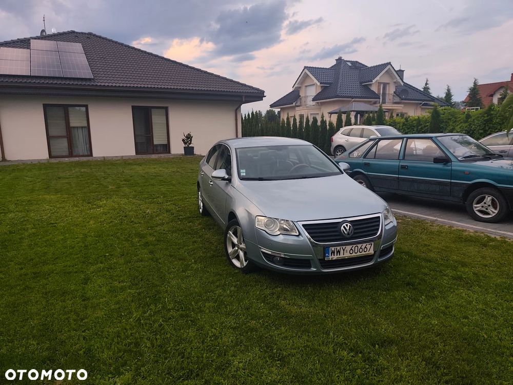 Volkswagen Passat 2.0 TDI Highline DSG - 3