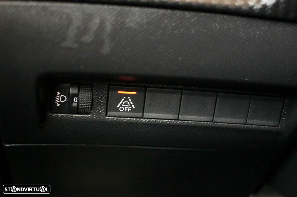 Peugeot e-208 Active Pack - 12