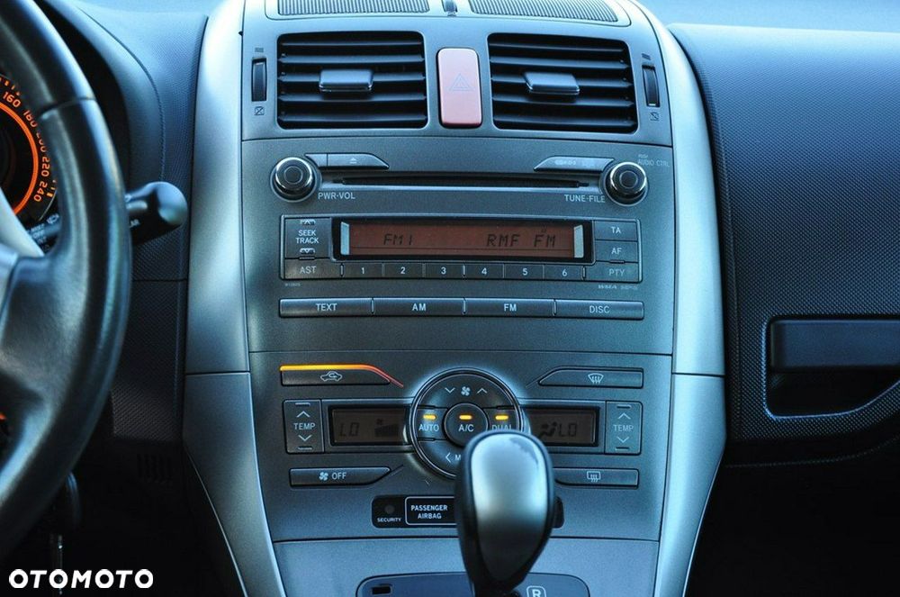 Toyota Auris - 33