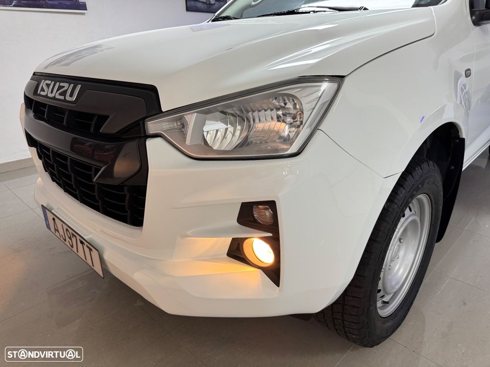 Isuzu D-MAX 1.9 DDi 4X4 IVA DEDUTÍVEL X-CAB LONG 3LUG. - 22