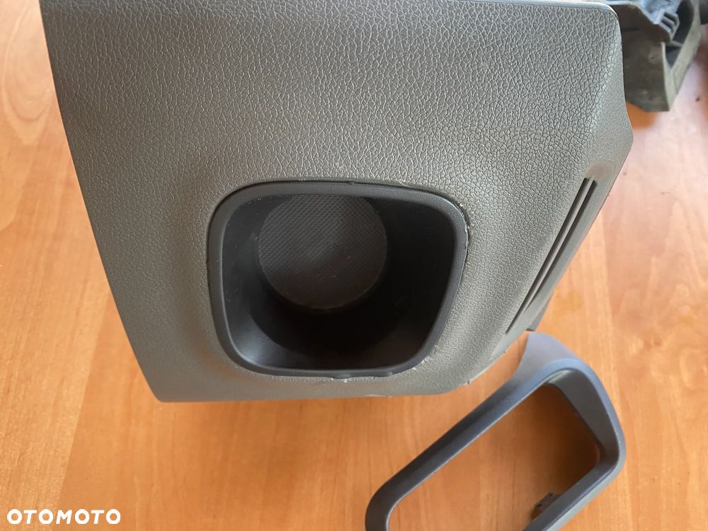 UCHWYT NA KUBKI NAPÓJ SCHOWEK CUPHOLDER PEUGEOT RIFTER 328002900 - 2