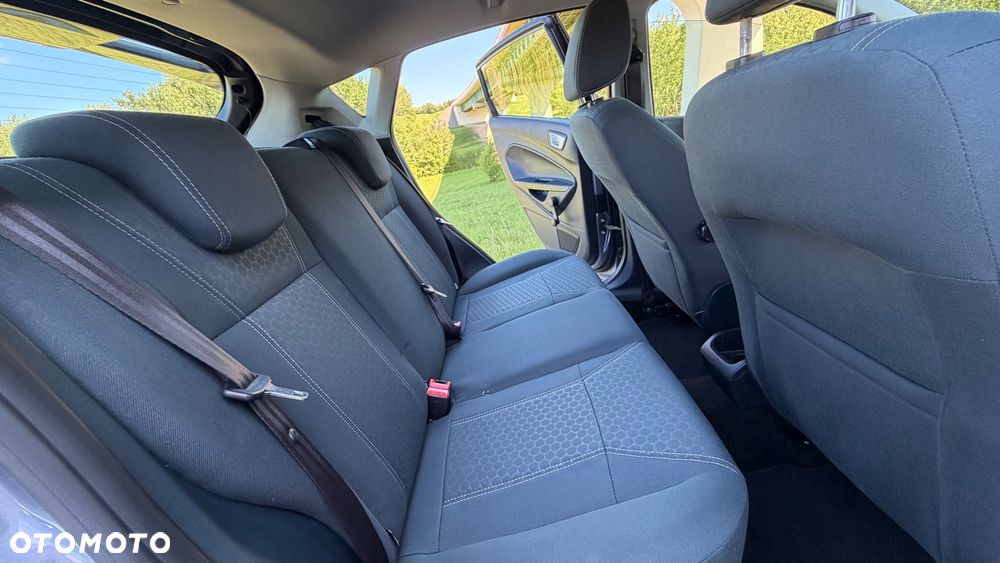 Ford Fiesta 1.25 Viva - 28