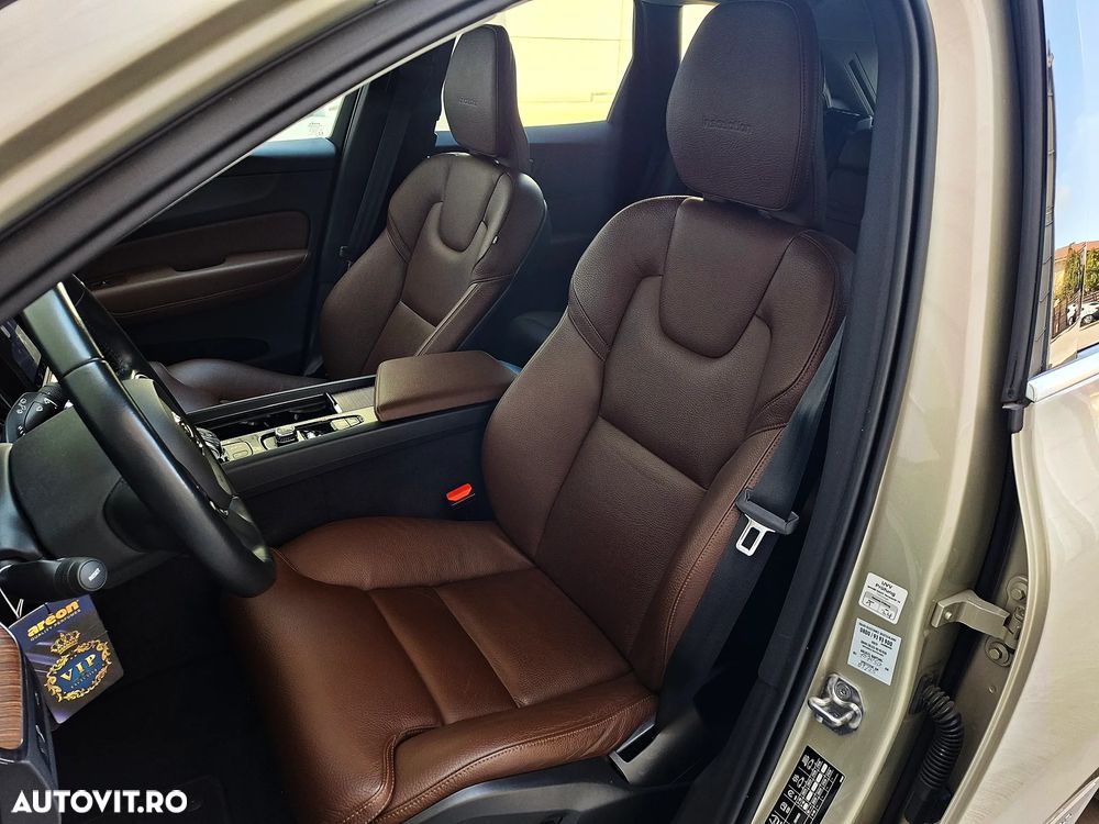 Volvo XC 60 B4 MHEV AT8 FWD Inscription - 14