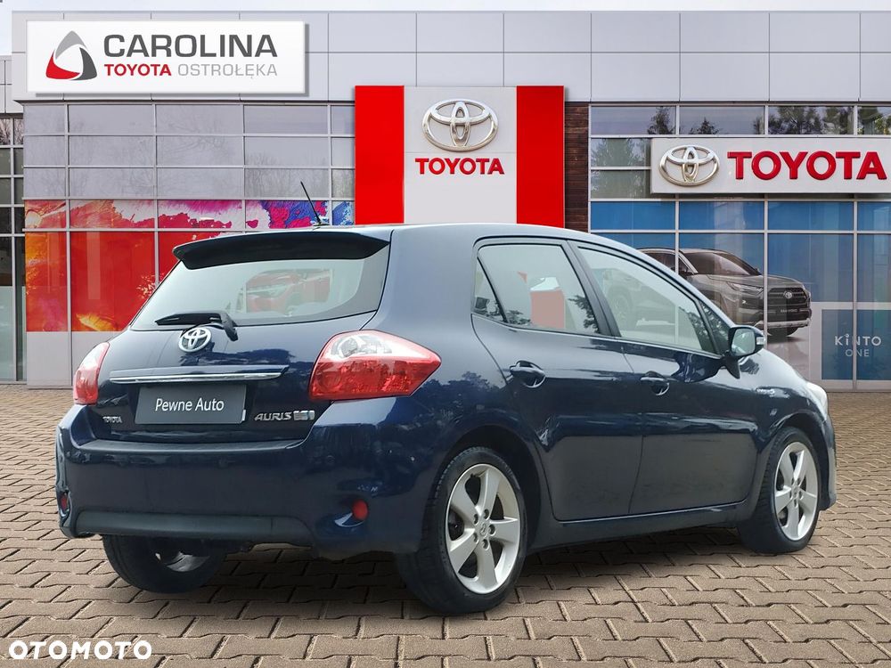 Toyota Auris - 8