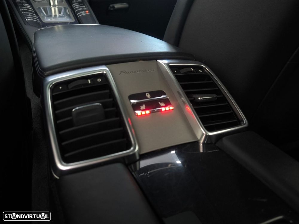Porsche Panamera Platinum Edition - 18