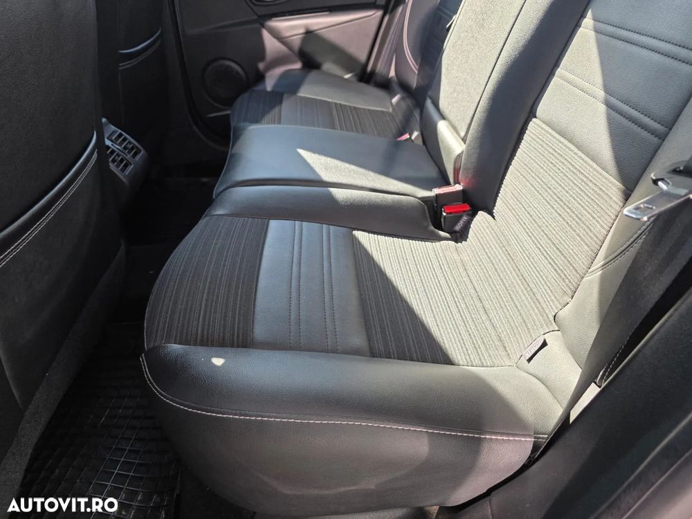 Renault Megane 1.5 dCi Dynamique - 8