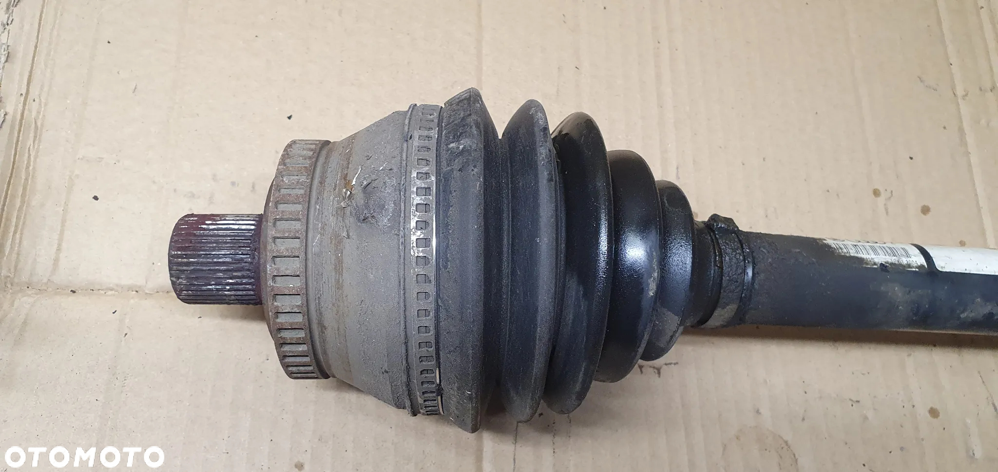 Półoś prawy przód przednia prawa Audi A4 B6 1.9 TDI Automat 8E0407271BE - 2