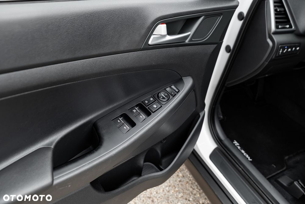 Hyundai Tucson 2.0 CRDi Premium 4WD - 20