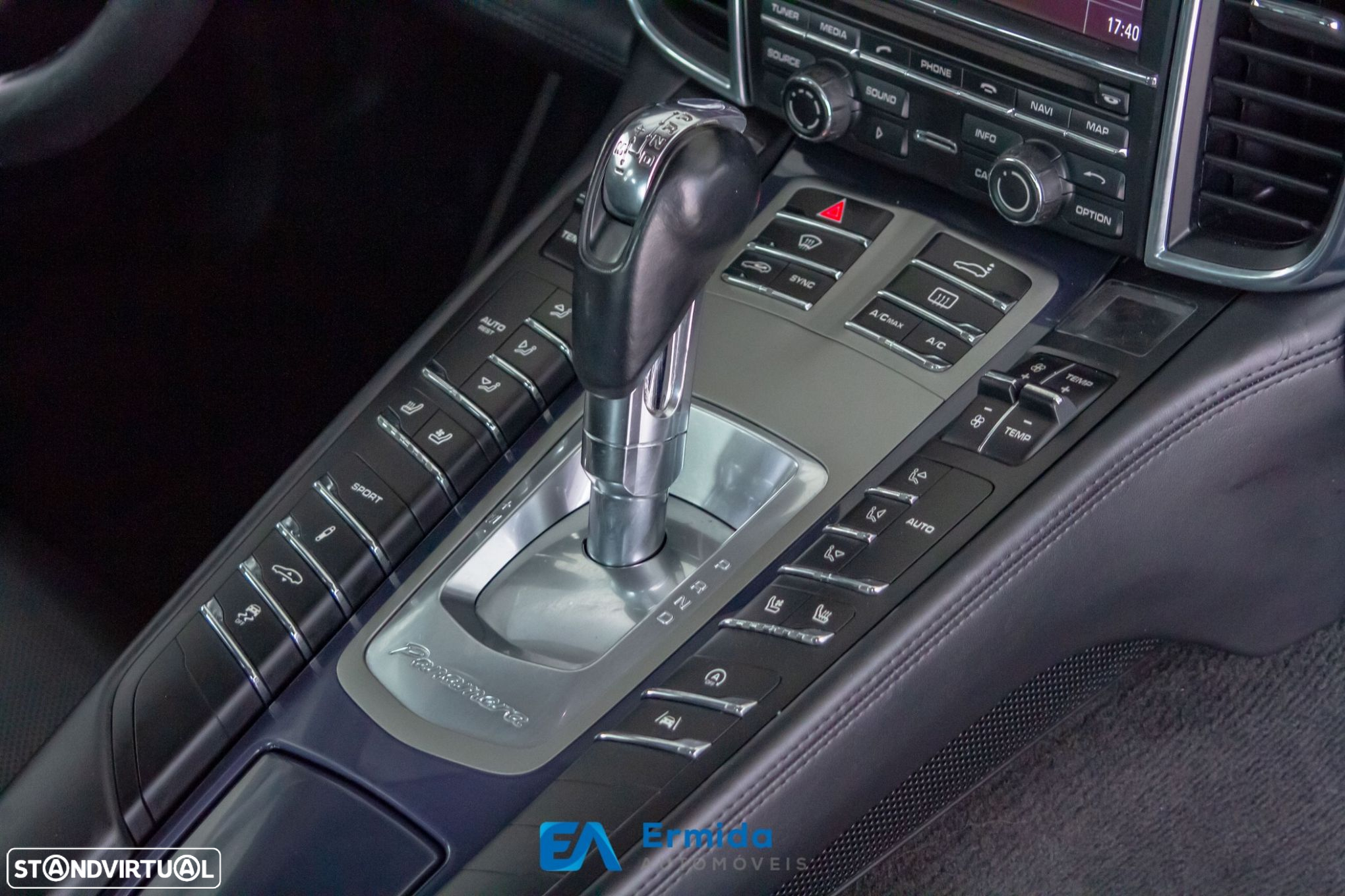 Porsche Panamera Platinum Edition - 38