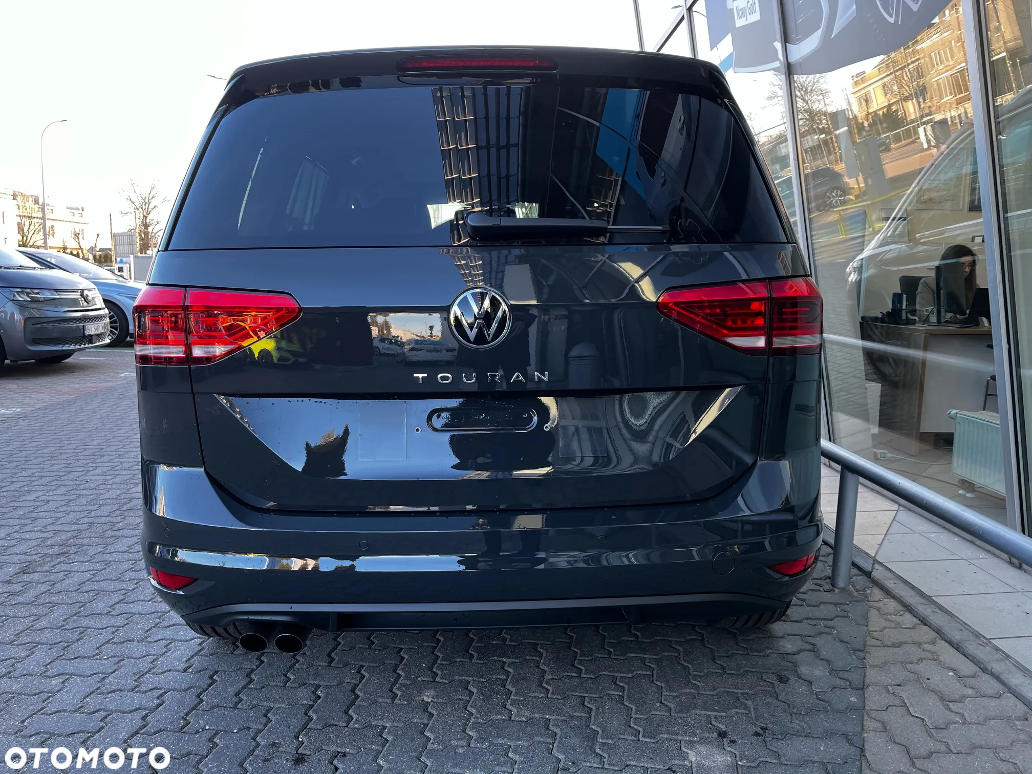 Volkswagen Touran - 5