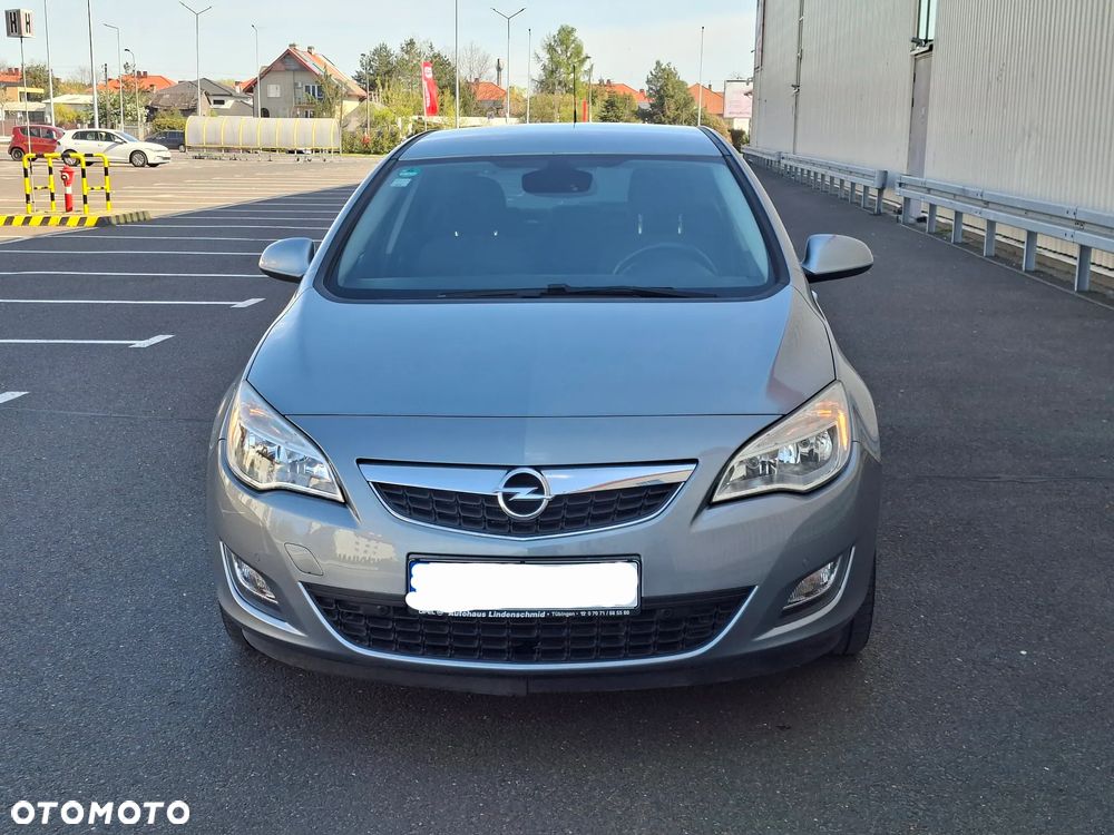 Opel Astra - 2