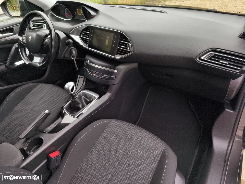 Peugeot 308 SW 1.6 BlueHDi Active J17 - 15