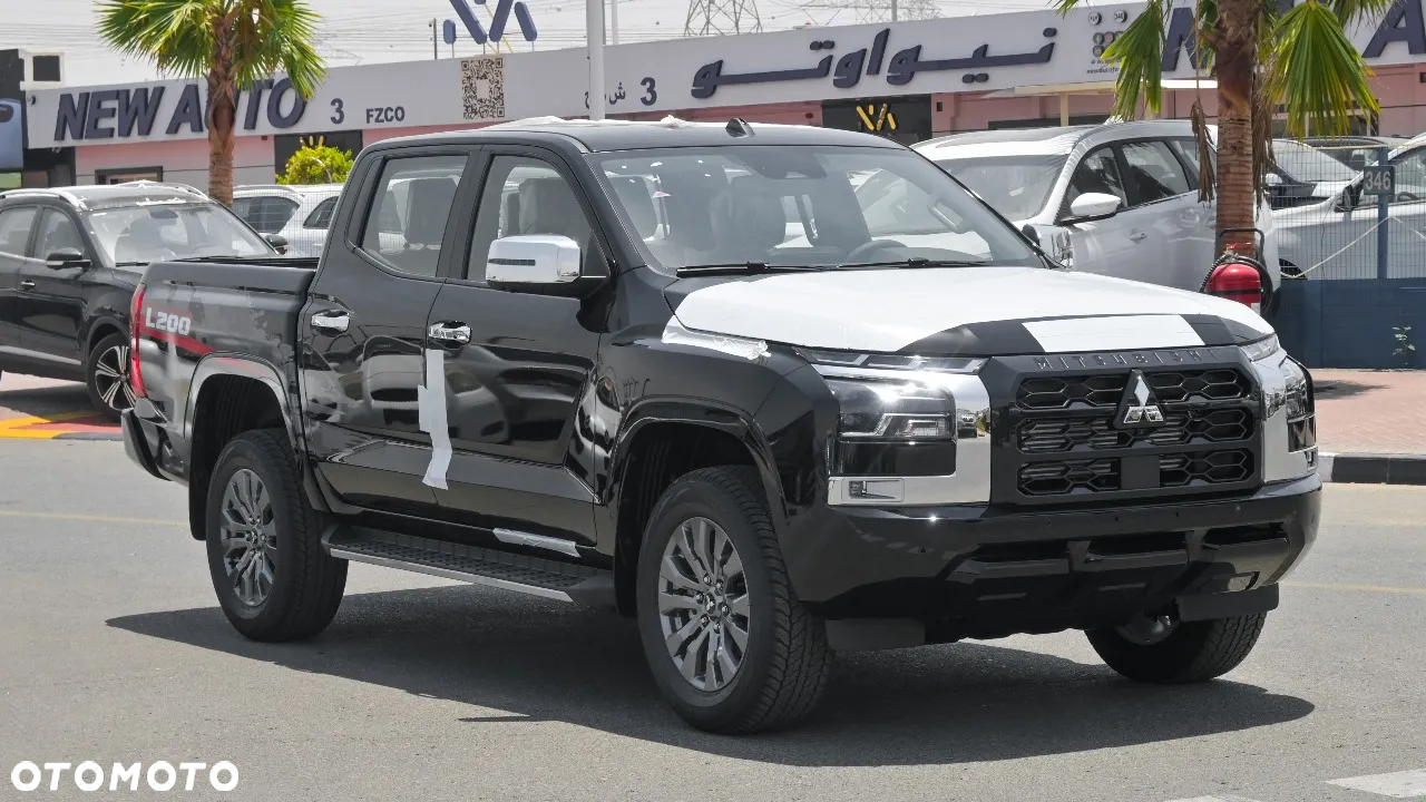 Mitsubishi L200 - 34