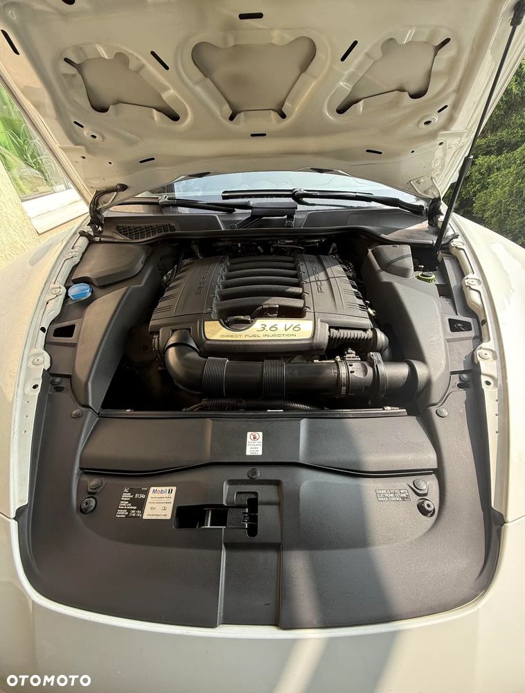 Porsche Cayenne - 7