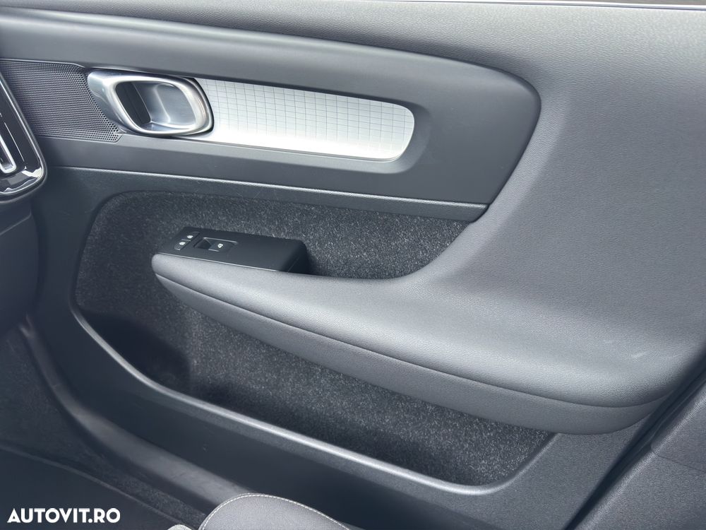 Volvo XC 40 T5 Recharge DKG Inscription Expression - 20