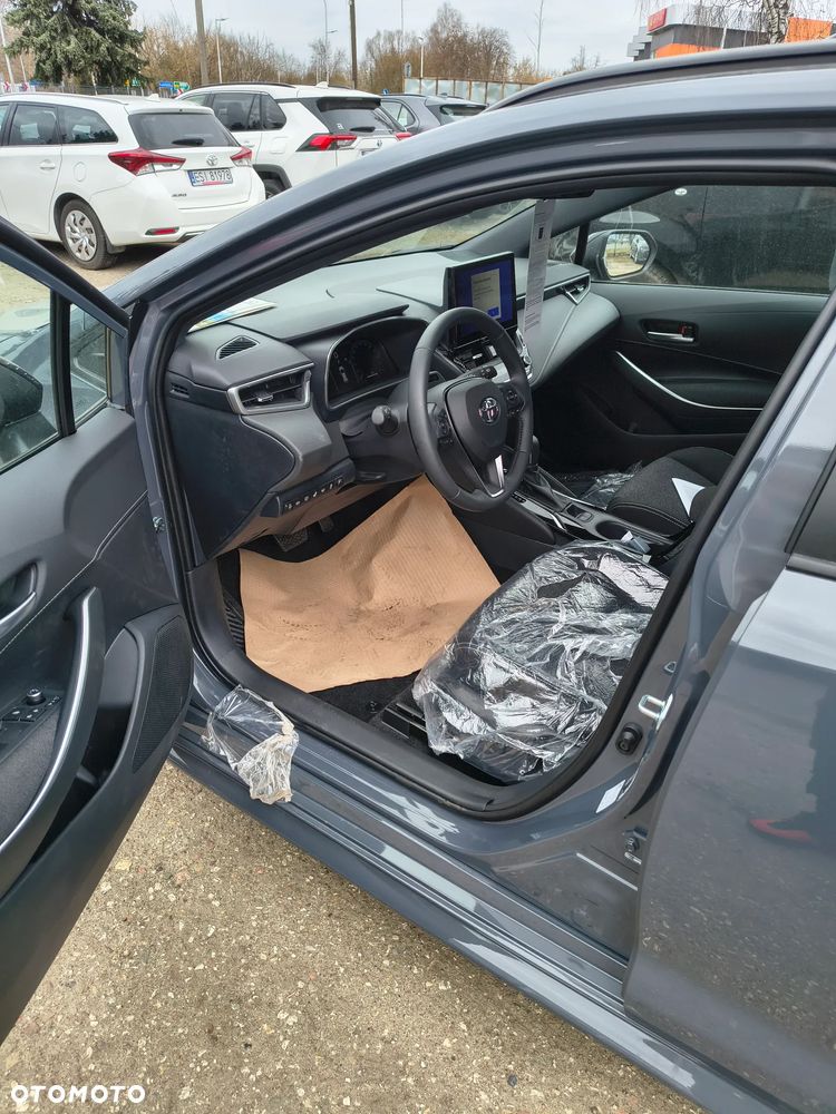 Toyota Corolla 1.8 Hybrid Comfort - 9