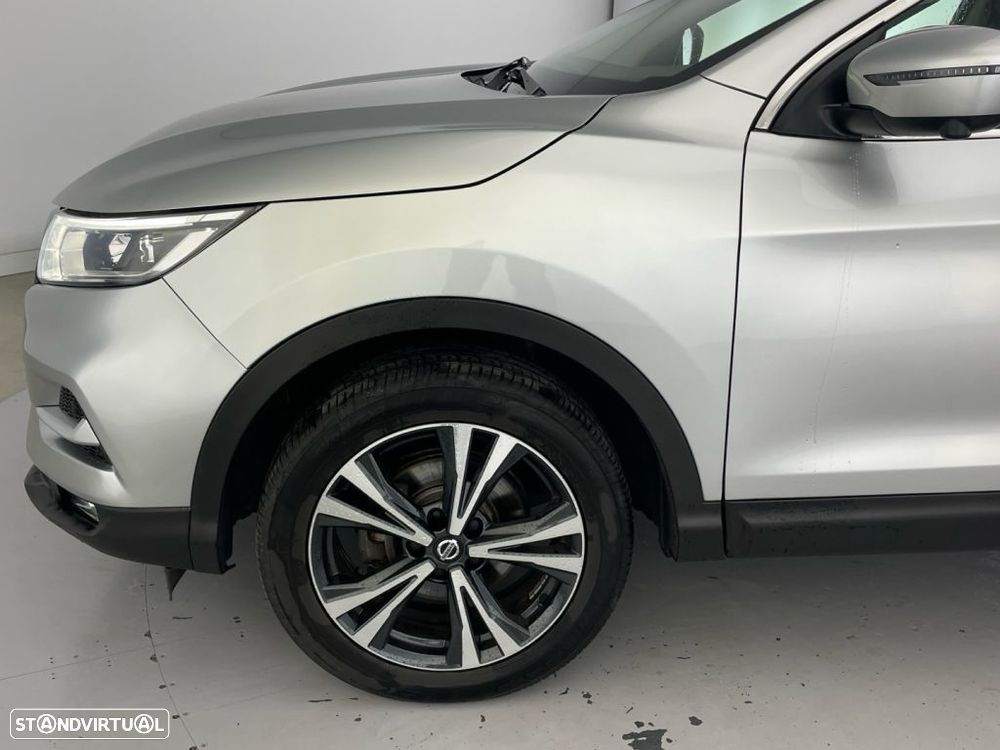 Nissan Qashqai 1.3 DIG-T N-Connecta - 19