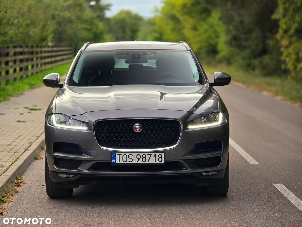 Jaguar F-Pace 20d AWD Prestige - 11