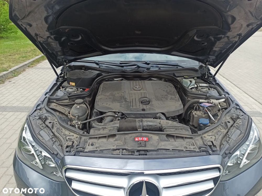 Mercedes-Benz Klasa E 250 CDI 7G-TRONIC Elegance - 30