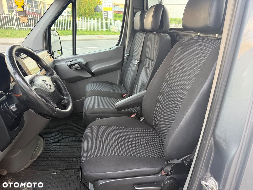 Mercedes-Benz Sprinter - 18