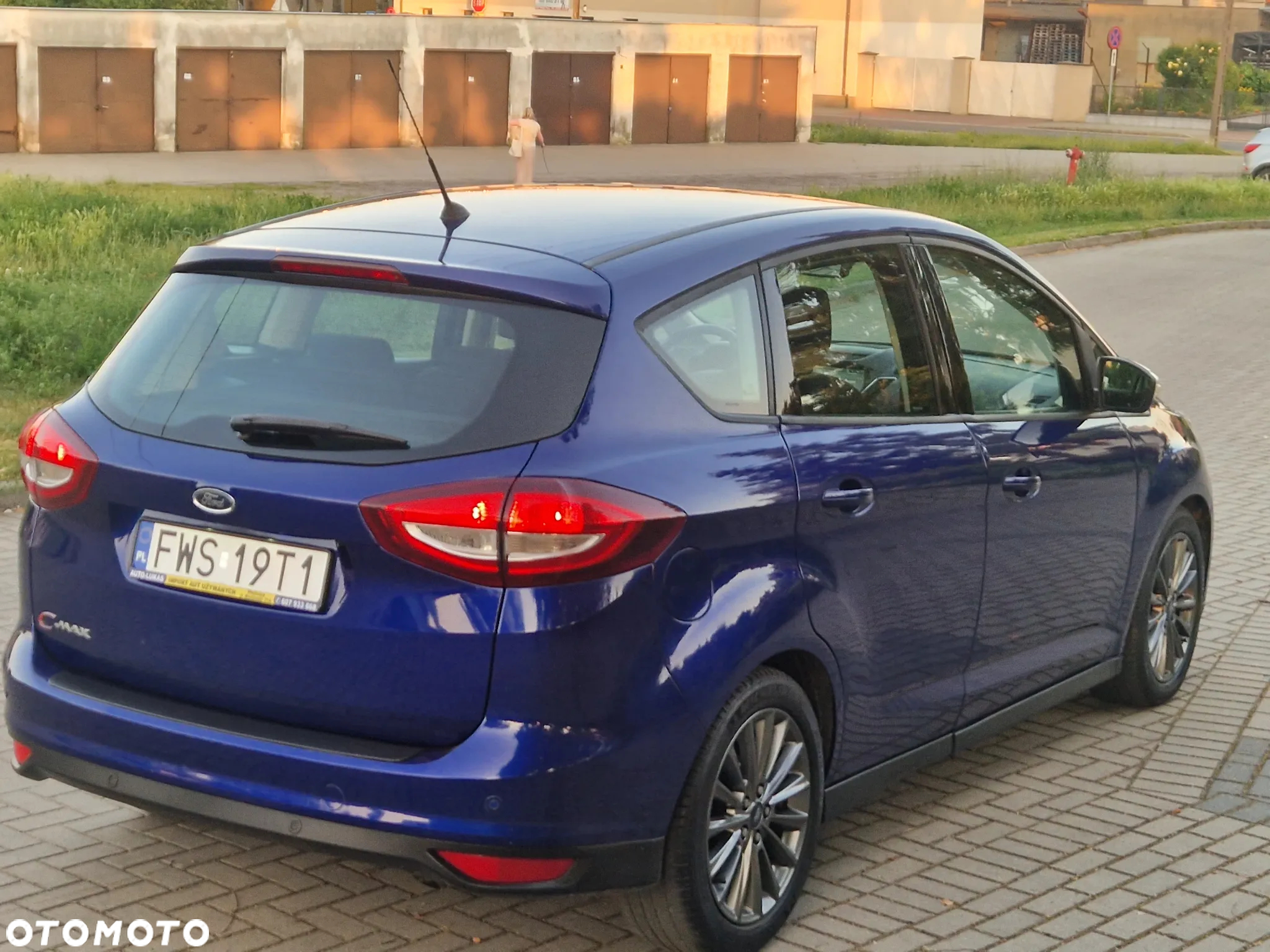 Ford C-MAX 2.0 TDCi Start-Stop-System Trend - 16