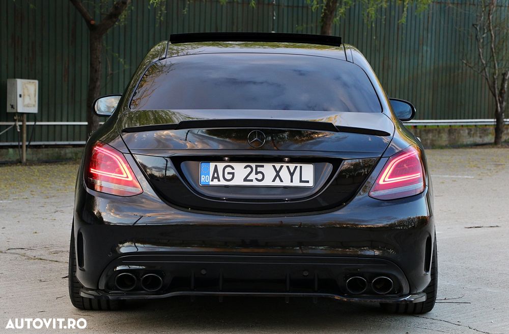 Mercedes-Benz C 43 AMG - 7